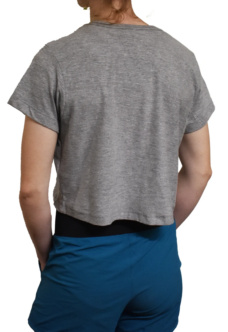 Top 10 ๐งจ Neptune Mountaineering Women's Logo Crop T-Shirt ๐ 4 Neptune Mountaineering Women's Logo Crop T-Shirt