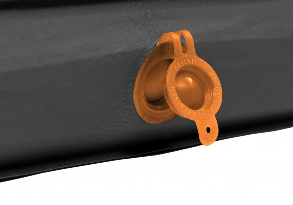 New 🎉 EXPED Megamat 10 🥰 4 EXPED Megamat 10