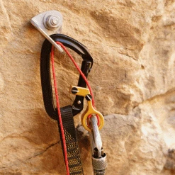 The Firefly Quickdraw Retriever Hardware