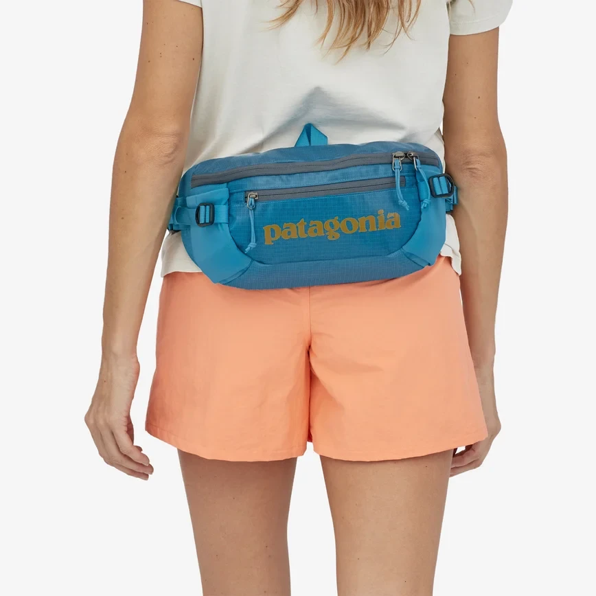 New ⌛ PATAGONIA Black Hole Waist Pack 5L Travel Bags 🧨 4 PATAGONIA Black Hole Waist Pack 5L Travel Bags